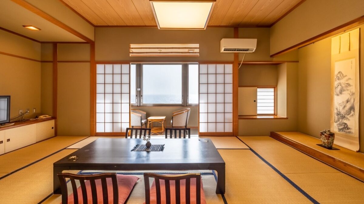 ＨＯＴＥＬ ＡＺＵＭＡ＜佐渡島＞ photo