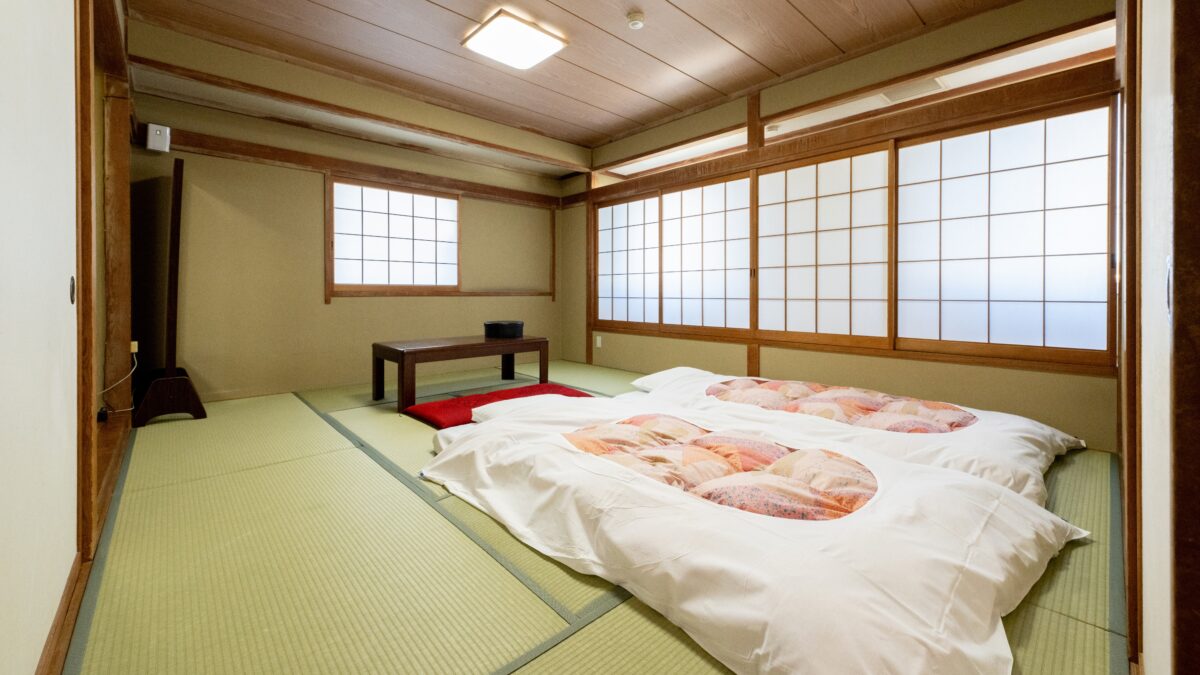 ホテルマツモトよろづや photo