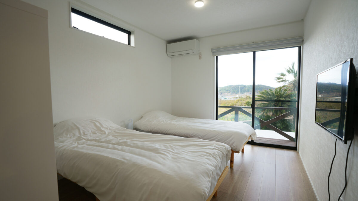 ＫＵＲＡＳＵ ＢＡＳＥ 瀬戸ヶ島 photo