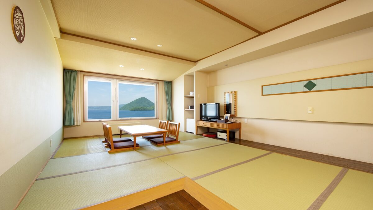 洞爺湖万世閣ホテルレイクサイドテラス photo