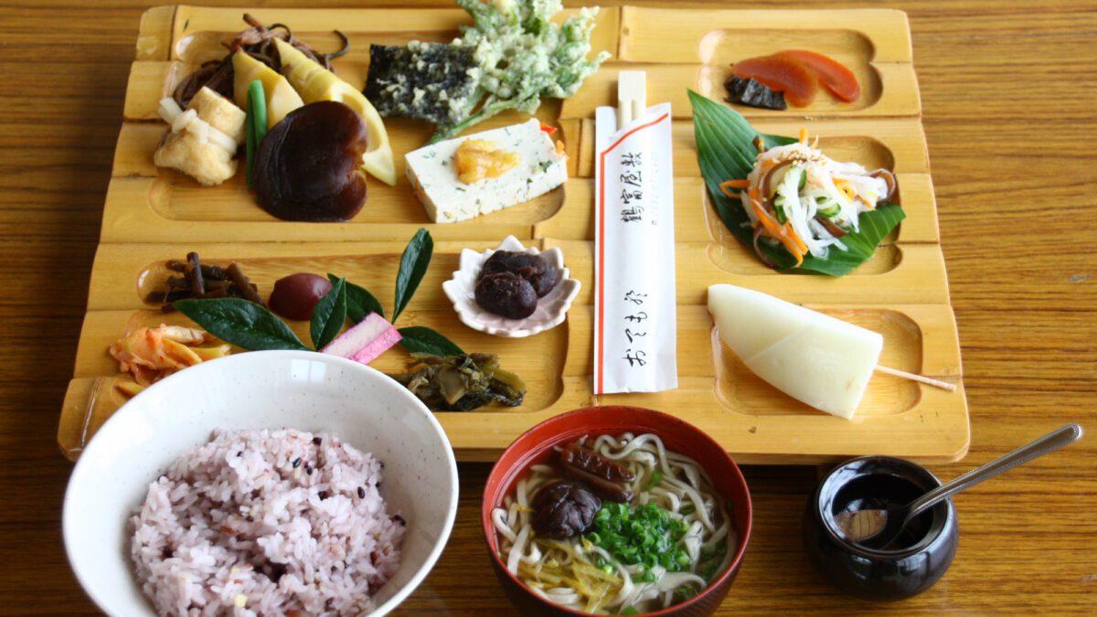 旅館 鶴富屋敷 photo