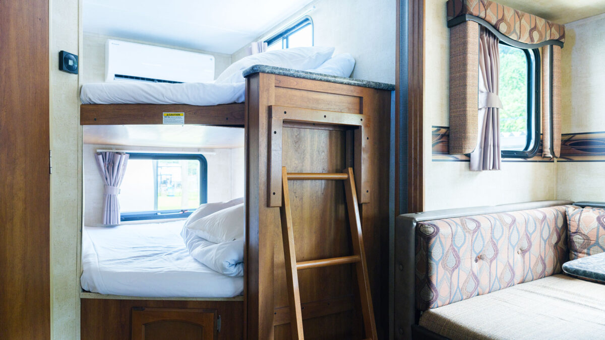 ＴＨＥ ＴＲＡＩＬＥＲＨＯＵＳＥ ＶＩＬＬＡＧＥ 呼子 ＳＥＡＳＩＤＥ photo