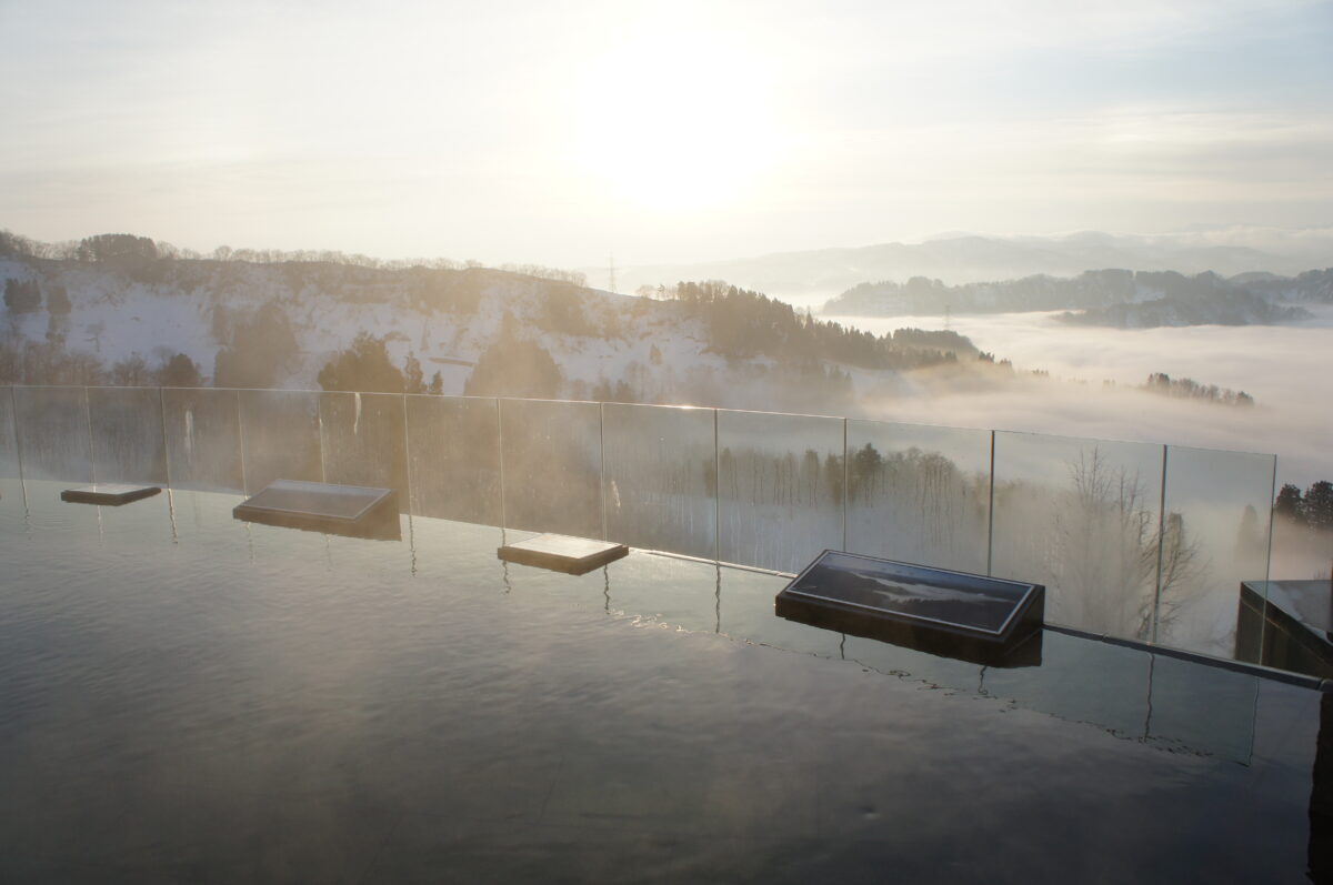 まつだい芝峠温泉雲海 photo