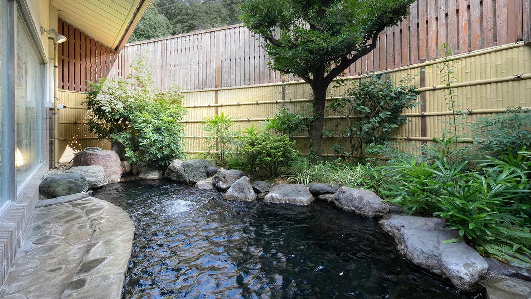 小浜温泉 つたや旅館 photo