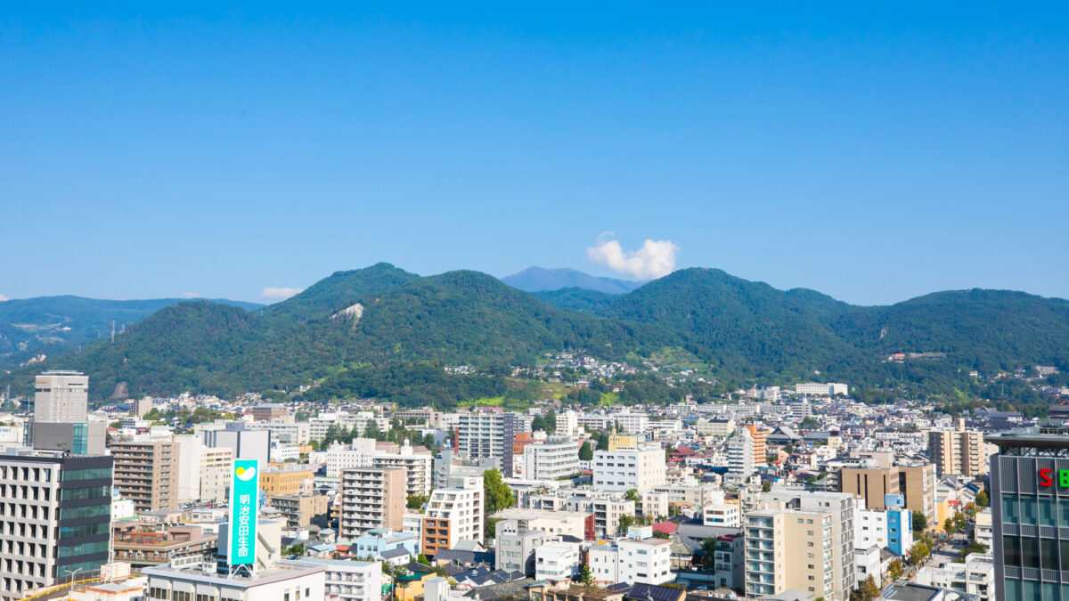 【スカイレストラン白馬からの眺望】朝の爽やかな景色を眺めながら、美味しいお料理を堪能できます
