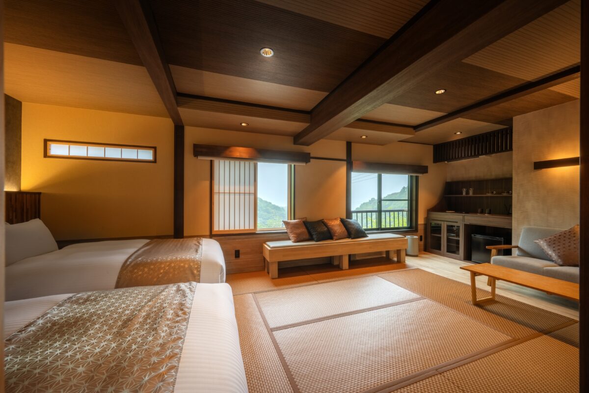 高湯温泉 安達屋 photo