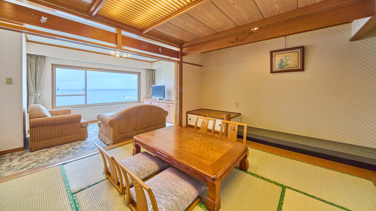 三日月シーパークホテル勝浦 photo
