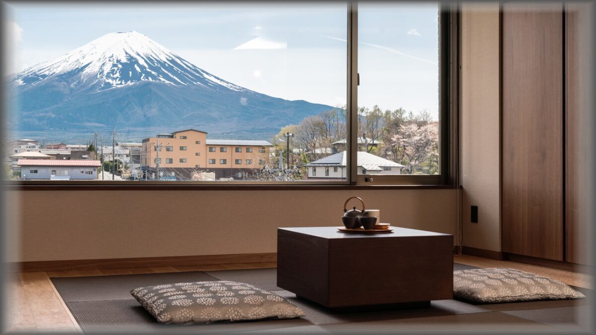 富士河口湖温泉 富士山の見える温泉旅館 大池ホテル photo