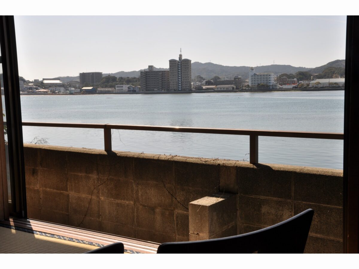 河畔の宿 からつキャッスル photo