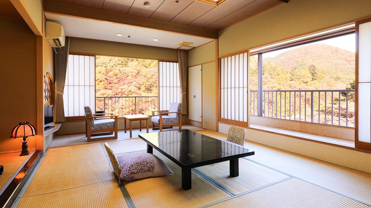 鬼怒川温泉 花の宿 松や photo