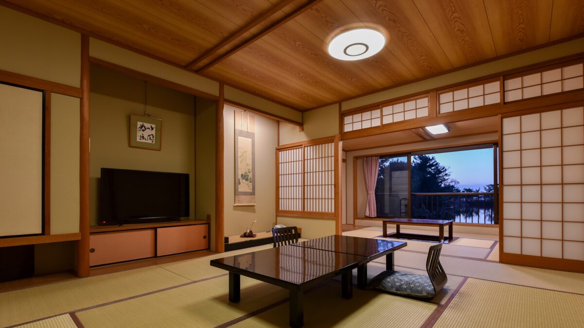 東郷温泉 湖泉閣 養生館 photo