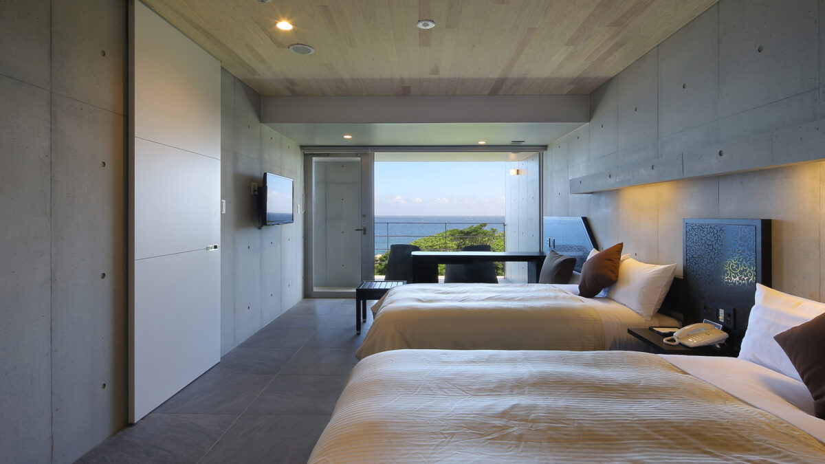 ＴＨＥ ＨＯＴＥＬ ＹＡＫＵＳＨＩＭＡ ＯＣＥＡＮ ＆ ＦＯＲＥＳＴ＜屋久島＞ photo