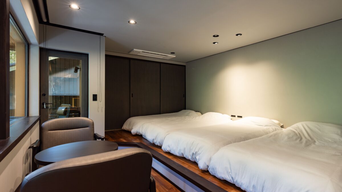 ＮＡＴＵＲＥ ＨＯＴＥＬ ＮＡＲＵＫＡＷＡ（ネイチャーホテル・ナルカワ）（旧：成川渓谷休養センター） photo