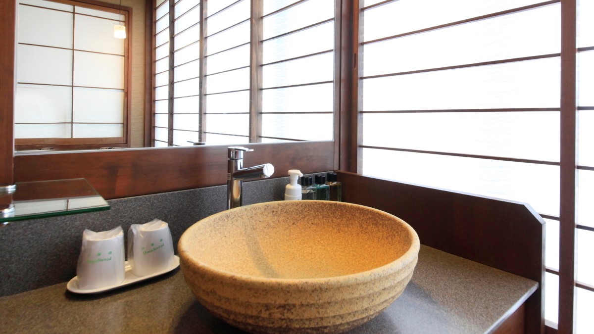 箱根湯本温泉 ホテル おかだ photo