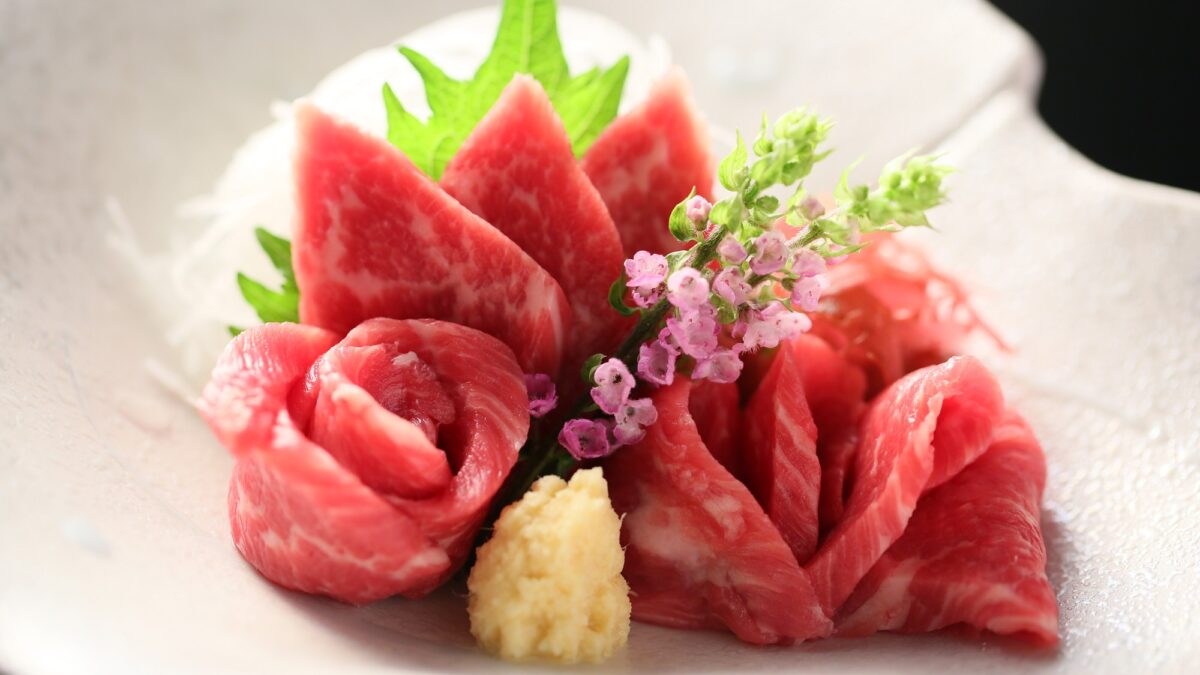 一品料理「信州名物 馬刺し」