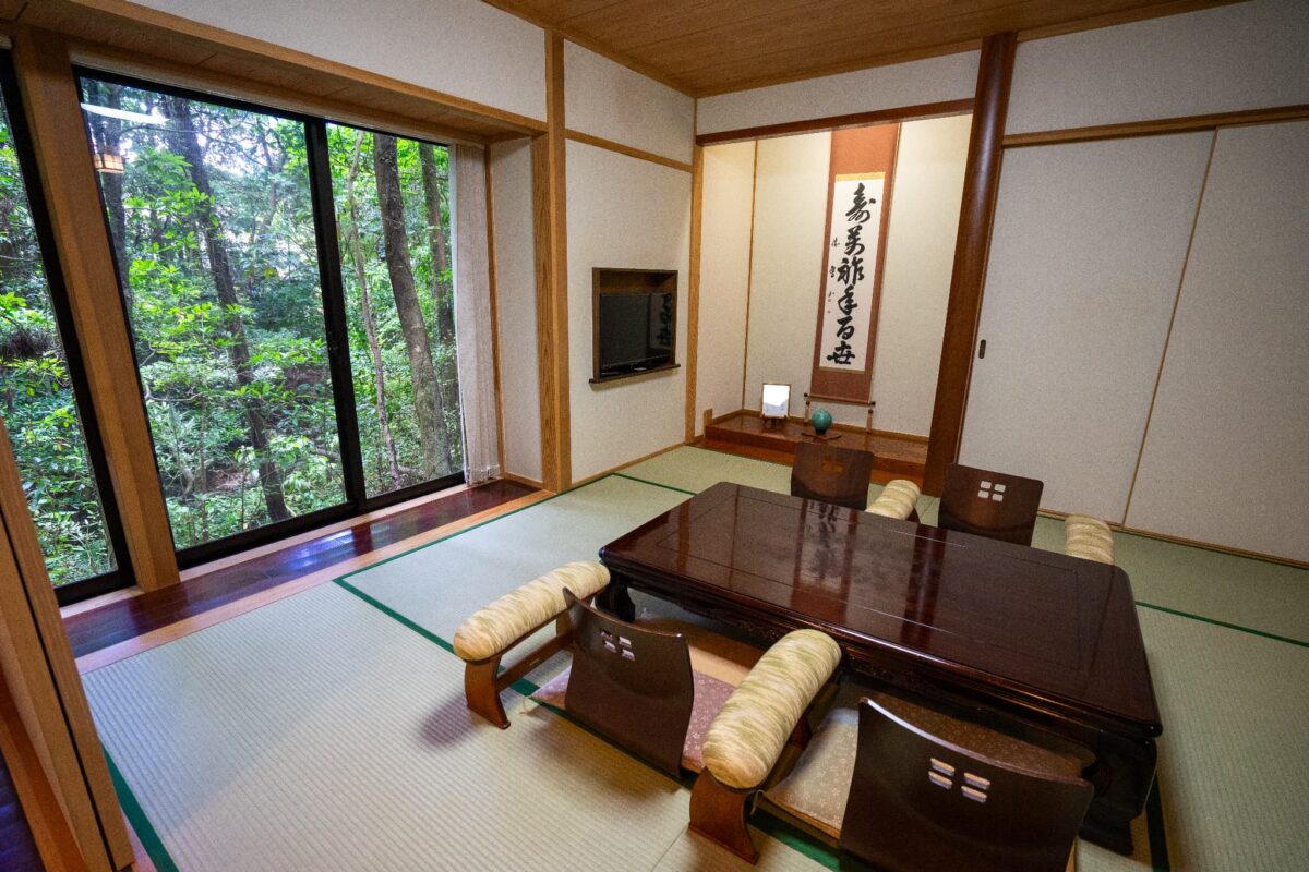 天然温泉と縄文の宿「まんてん」 <屋久島> photo