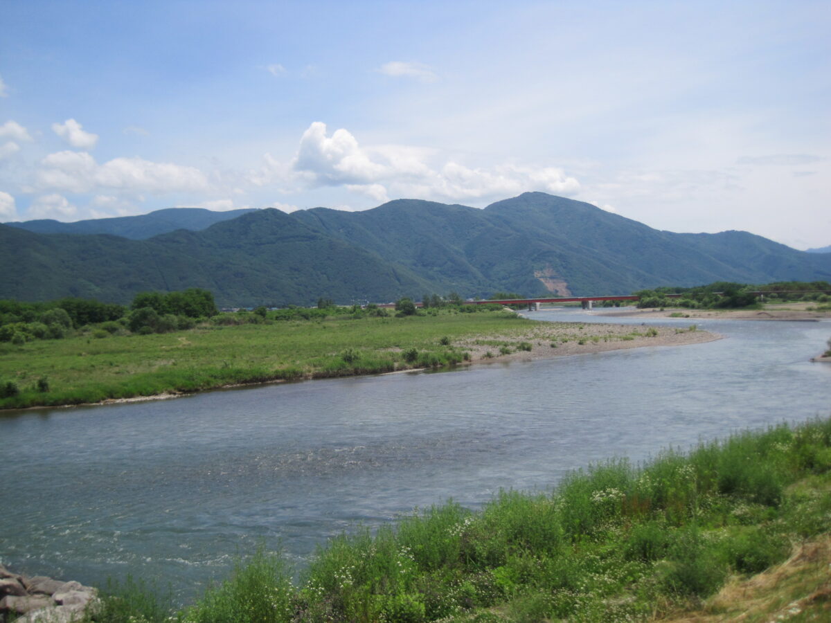 千曲川河畔