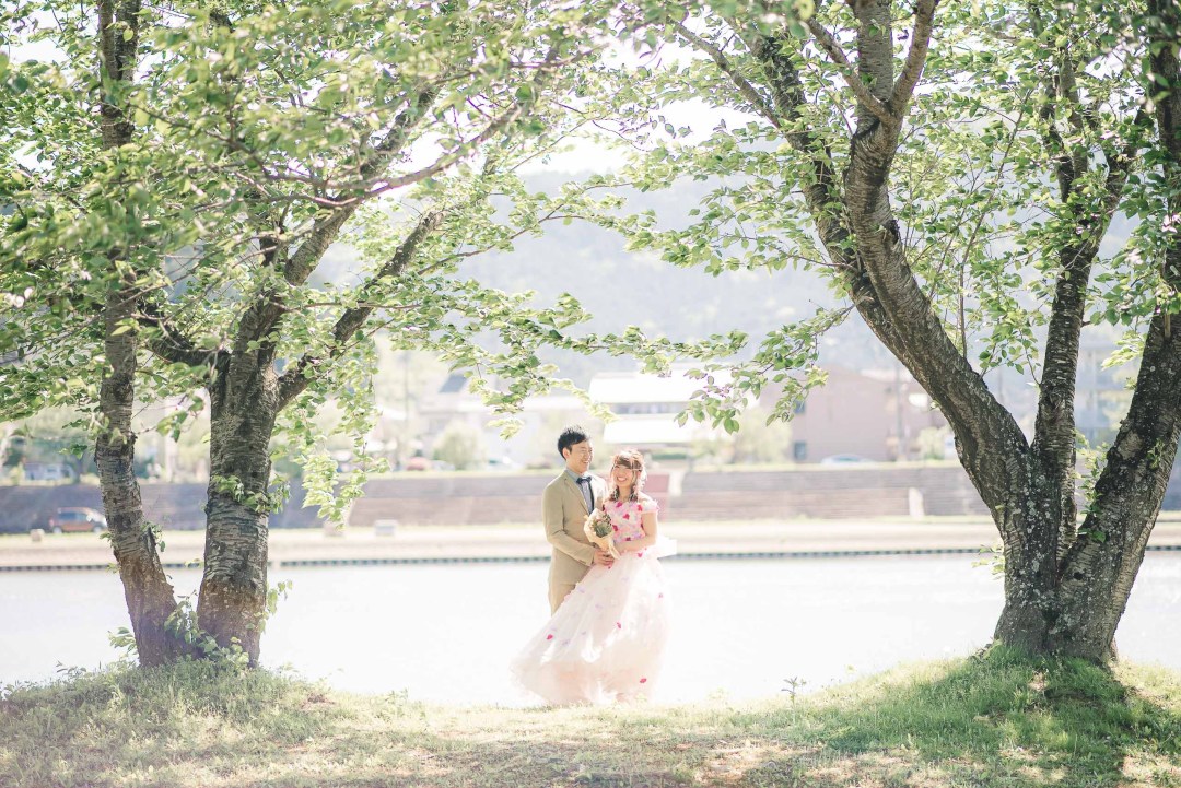 Wasao Photography｜和装の色と建築を重ねたロケーション撮影