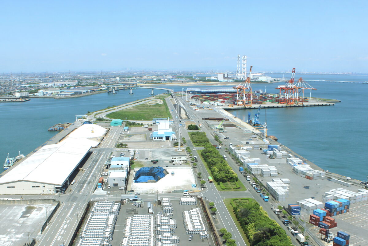 四日市港