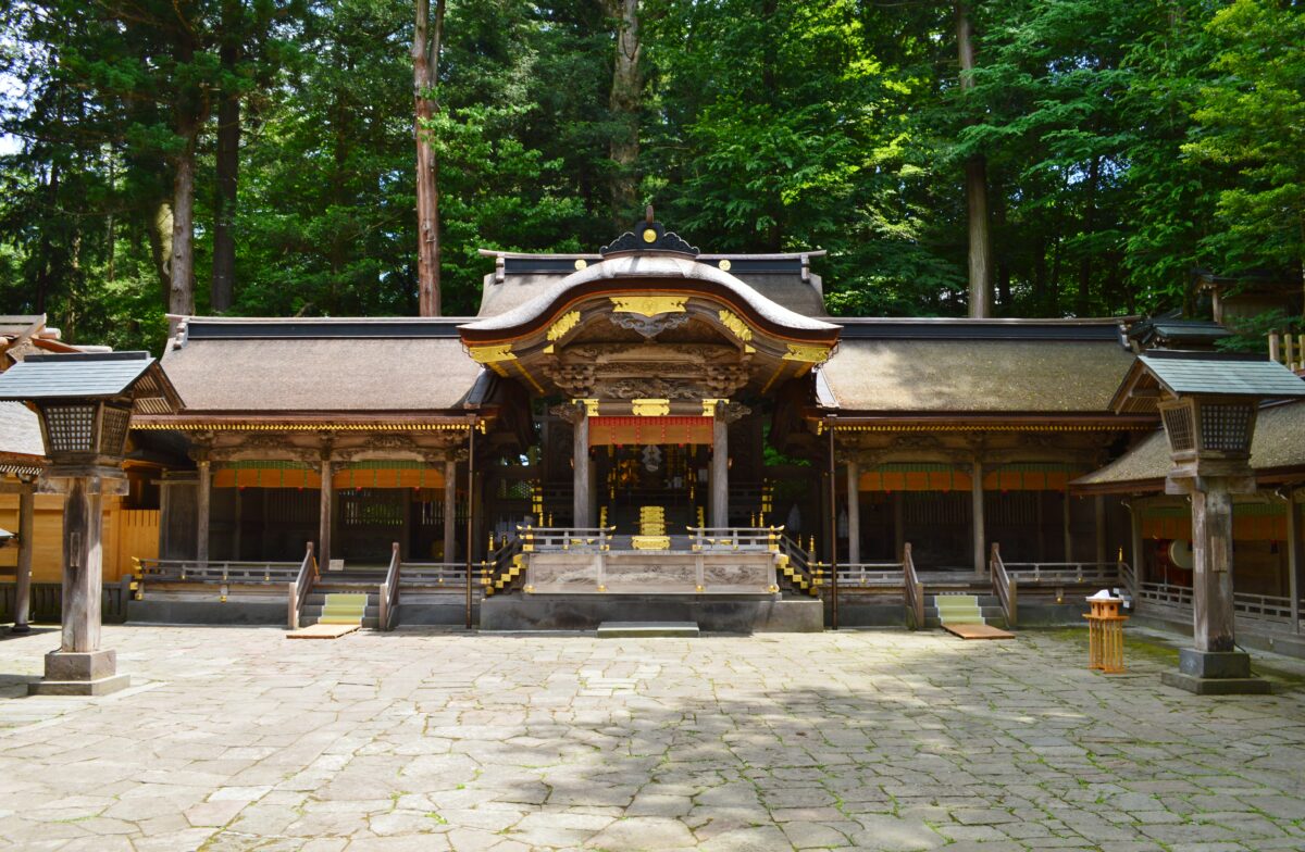 諏訪大社 上社本宮