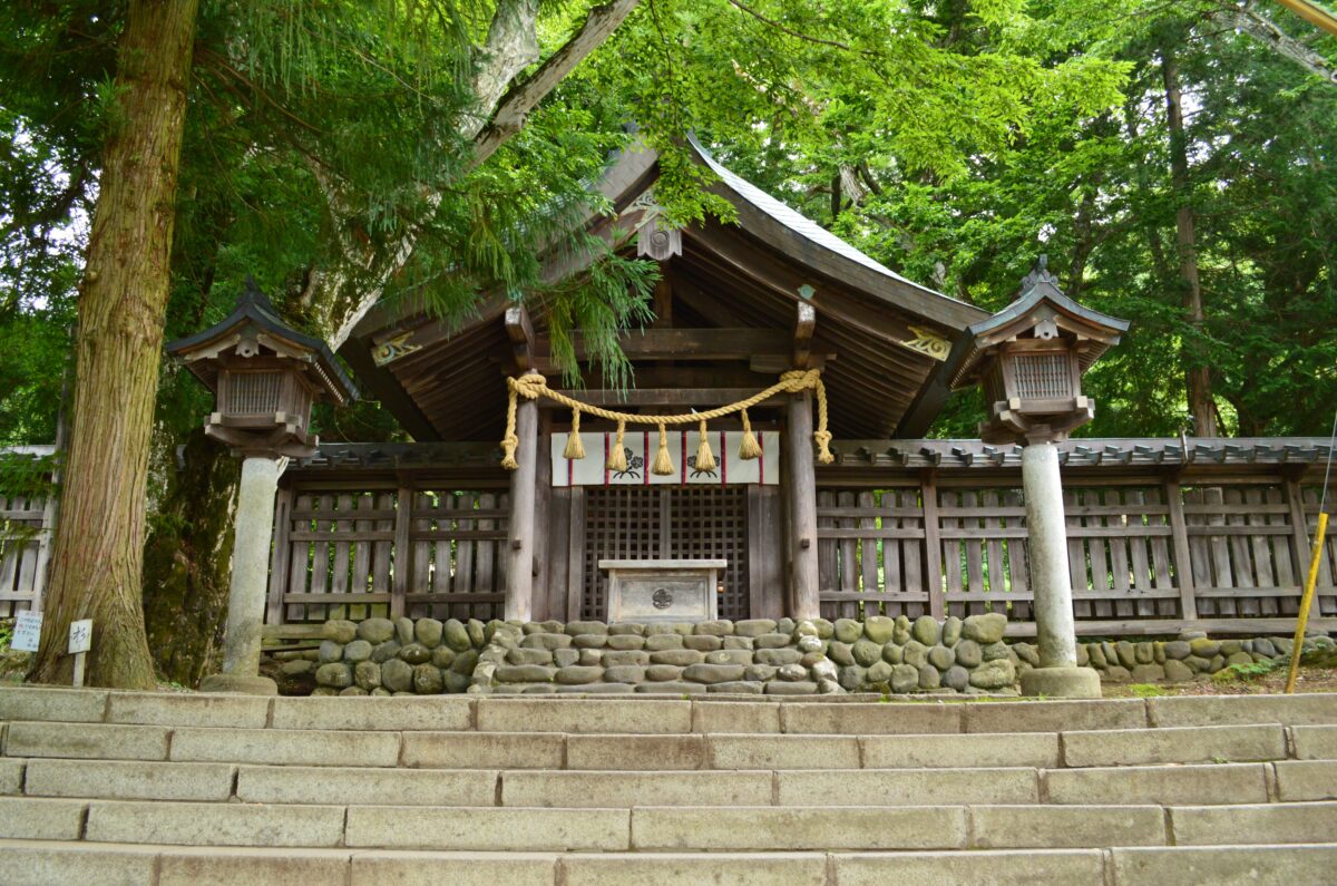 諏訪大社 上社前宮
