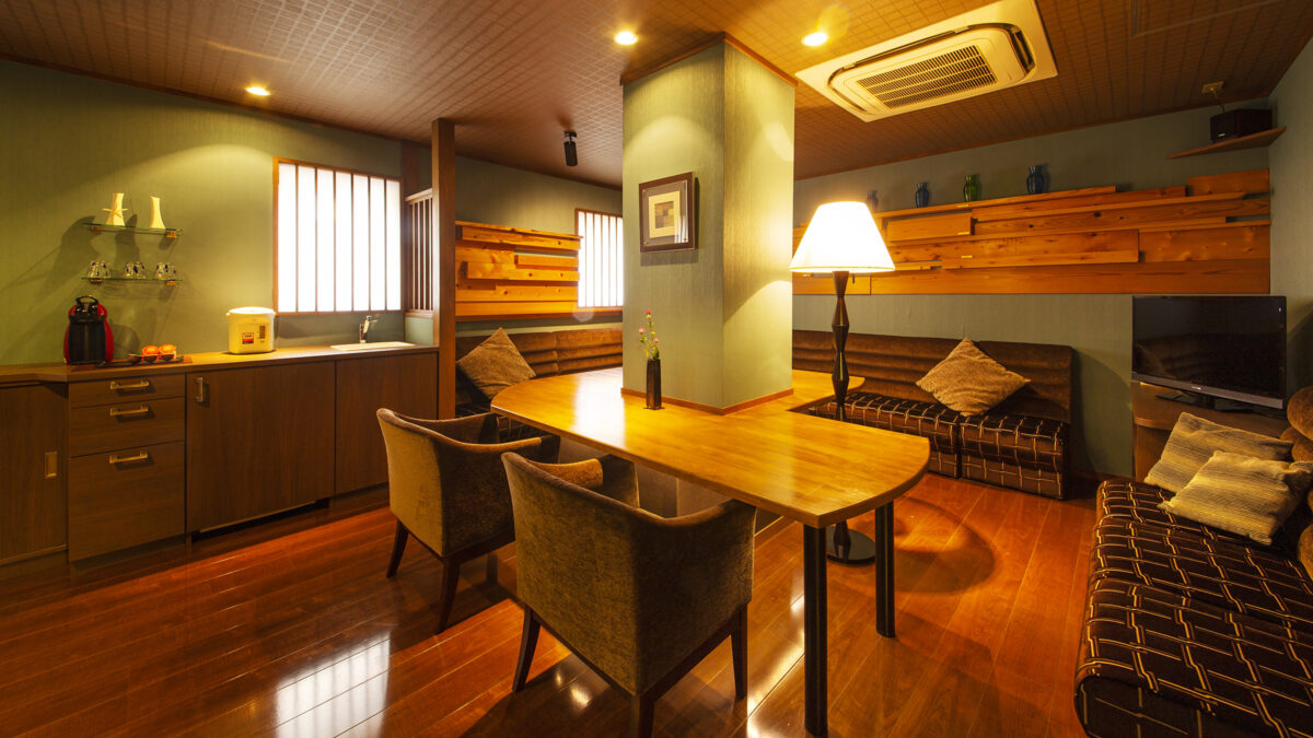 和歌の浦温泉 萬波 ＭＡＮＰＡ ＲＥＳＯＲＴ photo