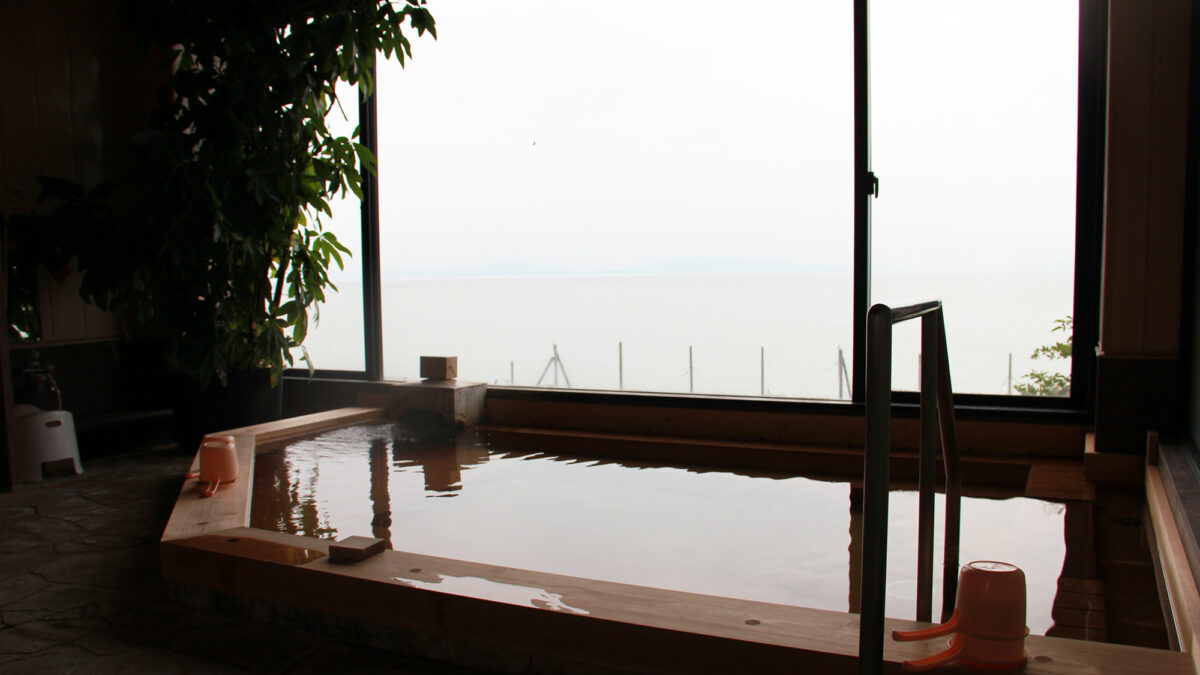 たら竹崎温泉 海上館 photo