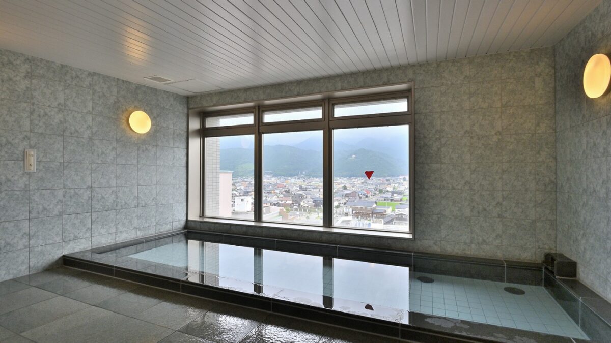西条アーバンホテル photo