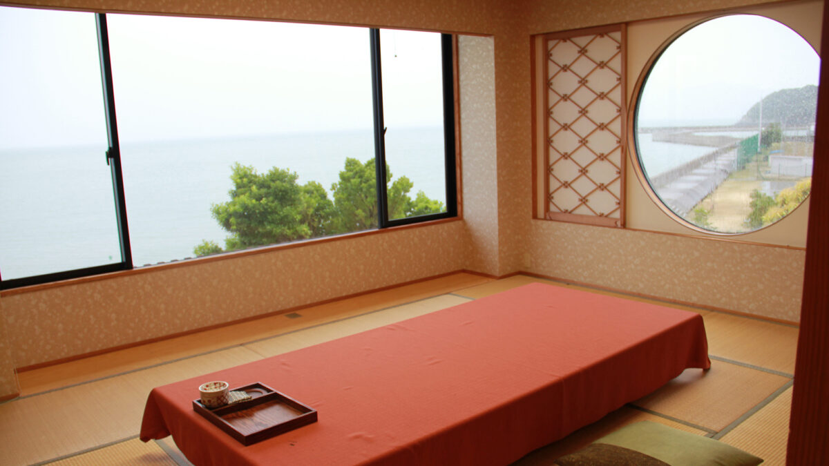 たら竹崎温泉 海上館 photo