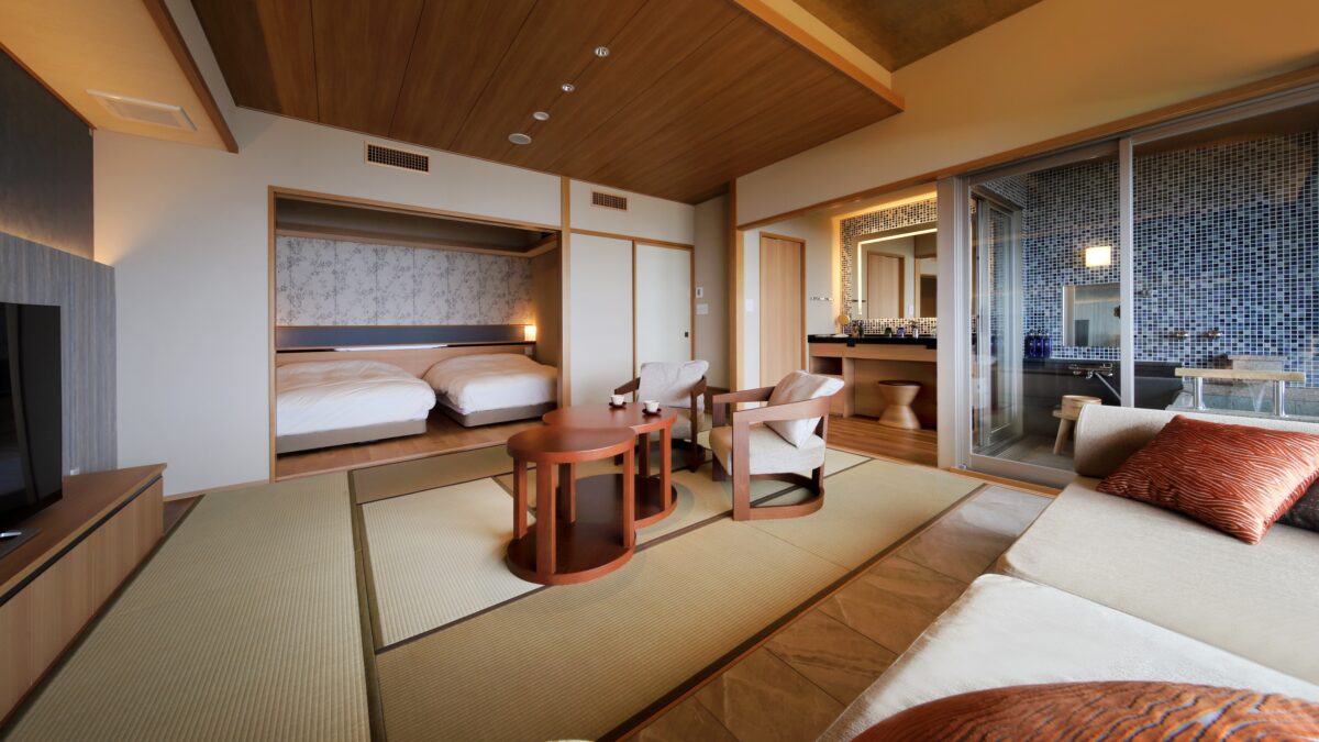 鴨川館 photo