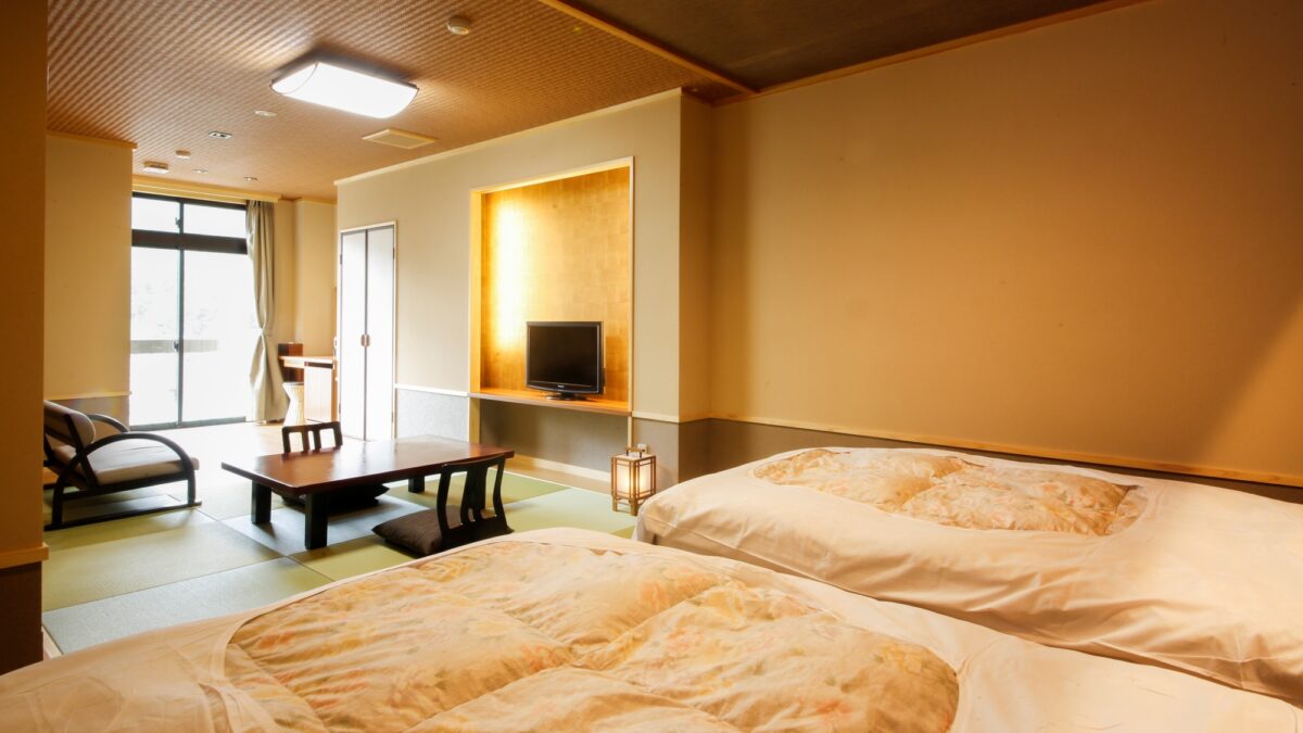 三朝温泉 依山楼 岩崎 photo