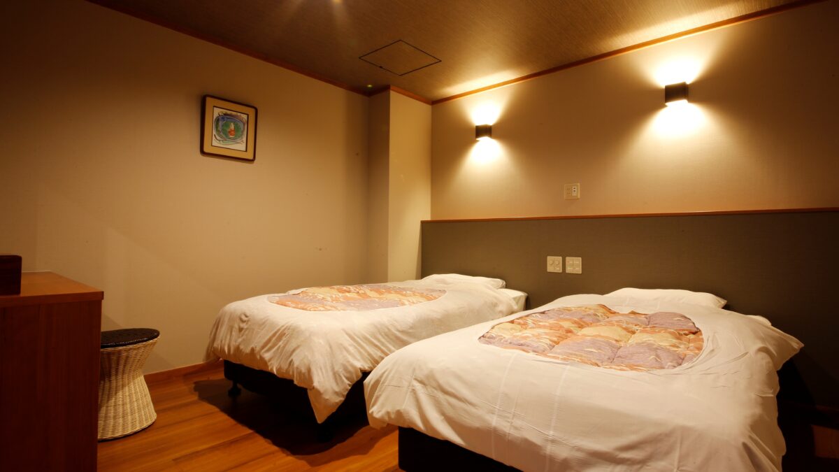 三朝温泉 依山楼 岩崎 photo