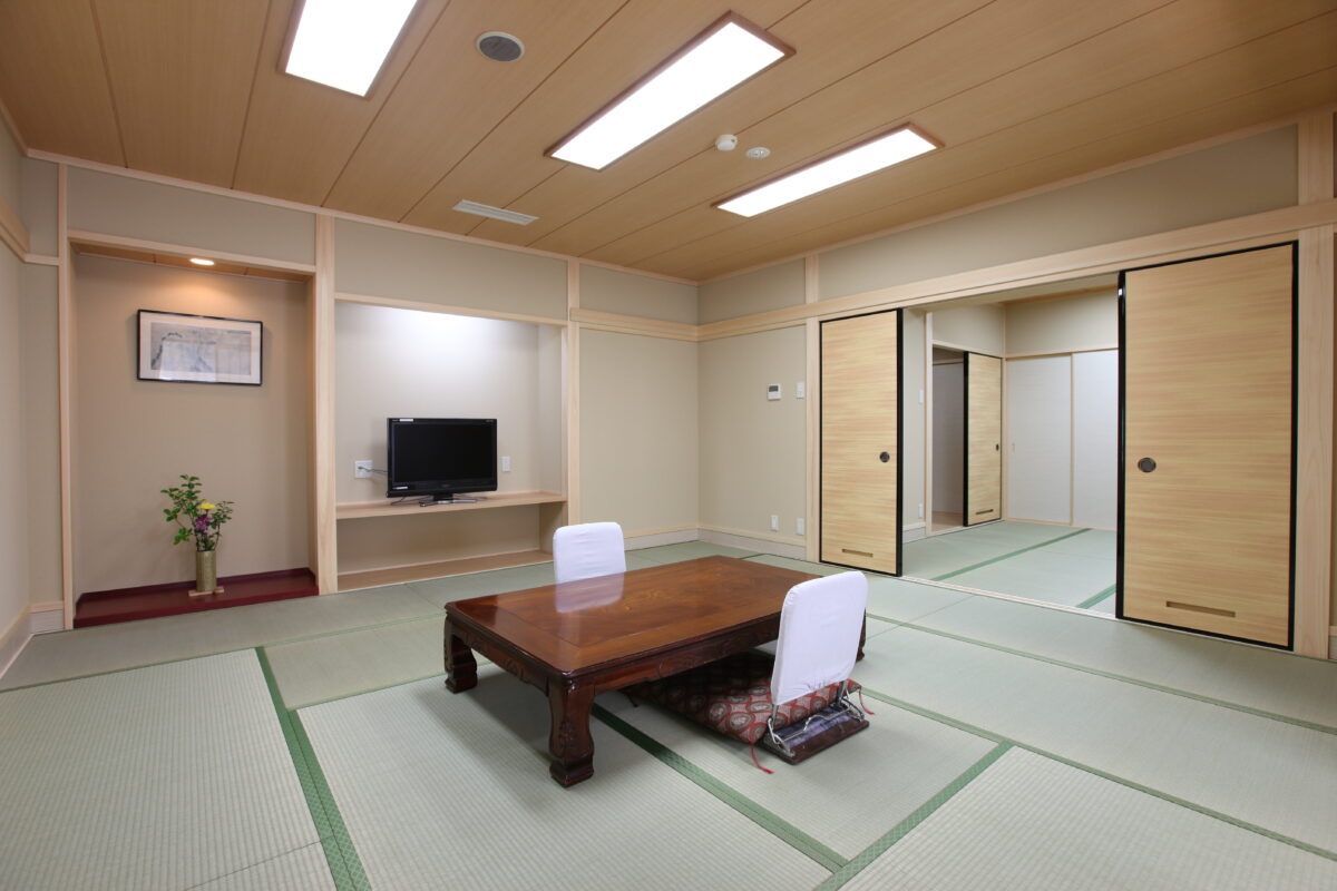 信貴山観光ホテル photo