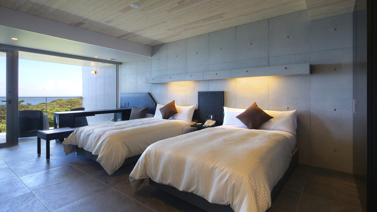 ＴＨＥ ＨＯＴＥＬ ＹＡＫＵＳＨＩＭＡ ＯＣＥＡＮ ＆ ＦＯＲＥＳＴ＜屋久島＞ photo