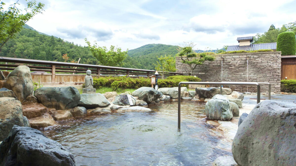ホテルシルク温泉やまびこ photo