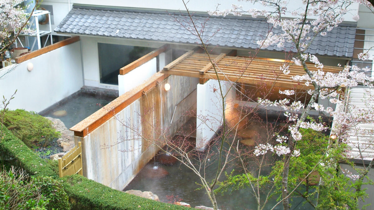 玉名温泉 1350坪の日本庭園の宿 尚玄山荘 photo