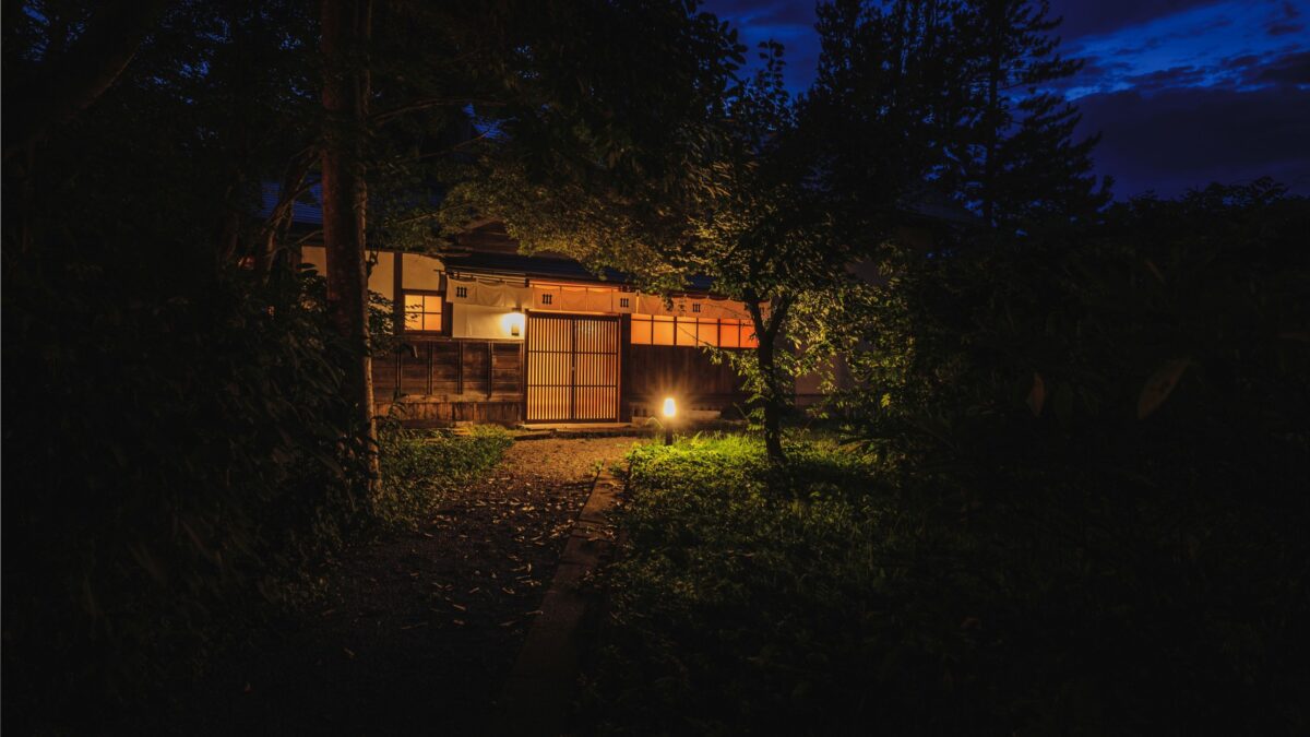 ＮＩＰＰＯＮＩＡ 白鷹 源内邸 photo
