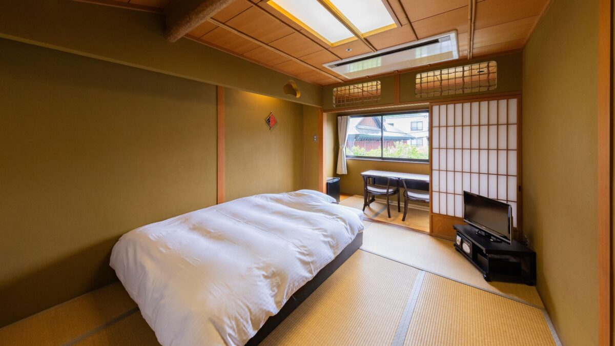 武雄温泉 大正浪漫の宿 京都屋 photo