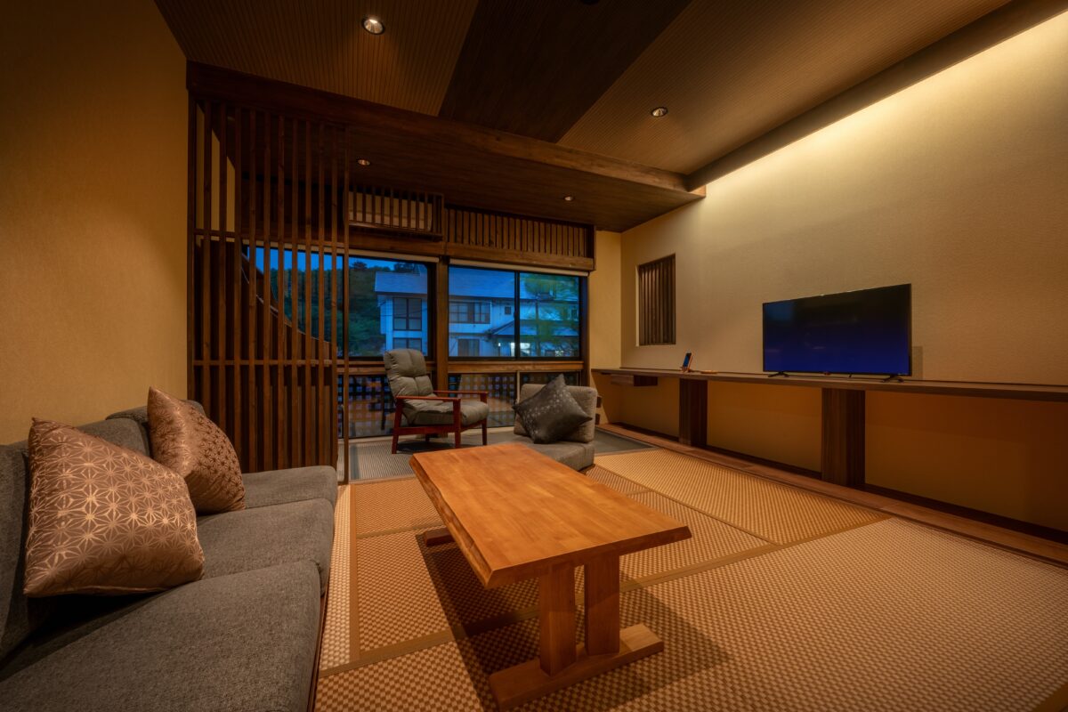 高湯温泉 安達屋 photo