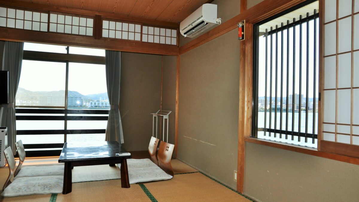 河畔の宿 からつキャッスル photo