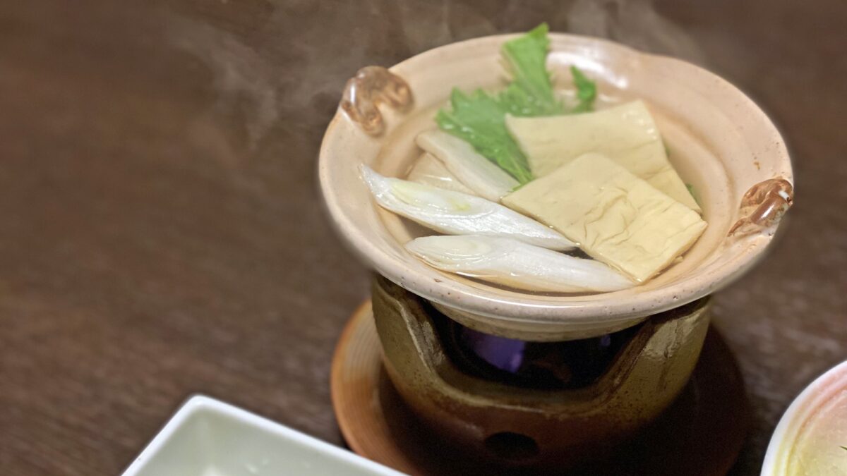*【精進料理 一例素材の味が生きている湯葉。体の内から温まります