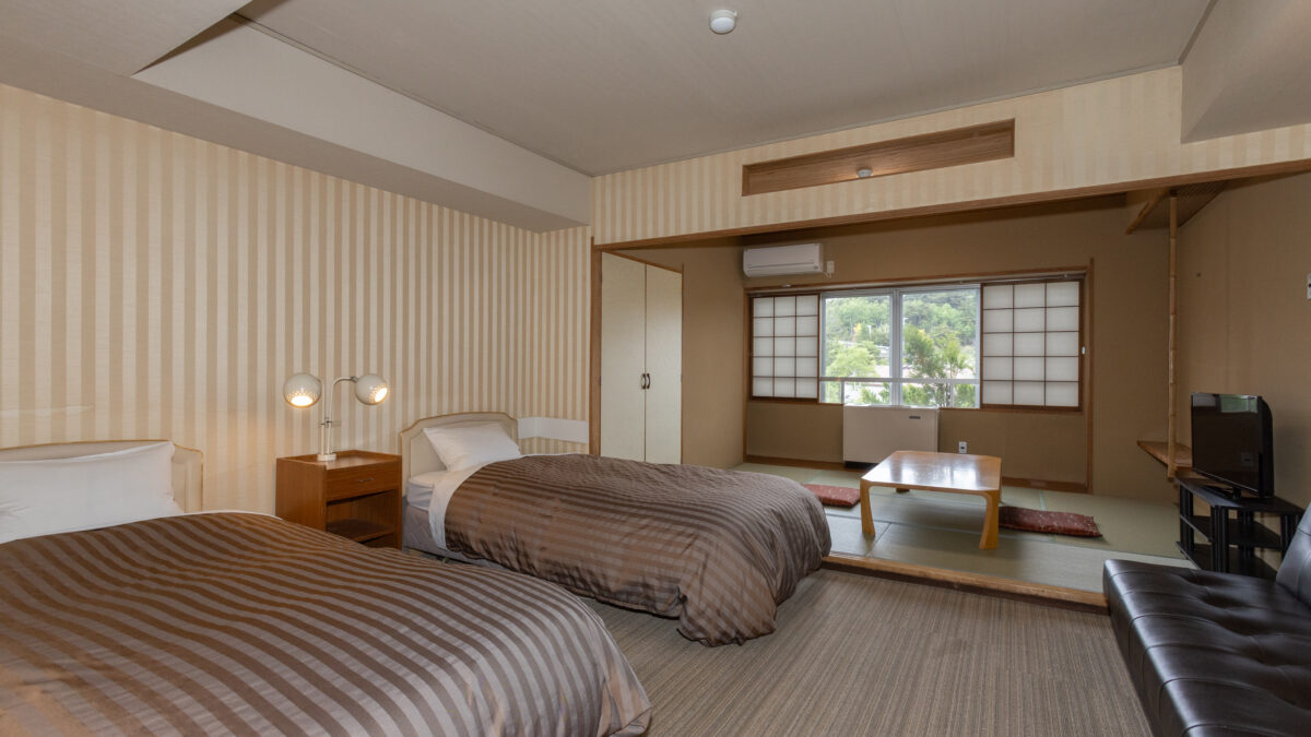 芹ヶ沢温泉 白樺湖ビューホテル（伊東園ホテルズ） photo