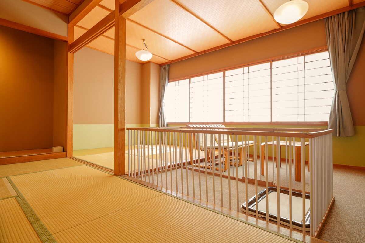 越後平野と弥彦連山一望の宿 穂々 —ｈｏｈｏ— photo