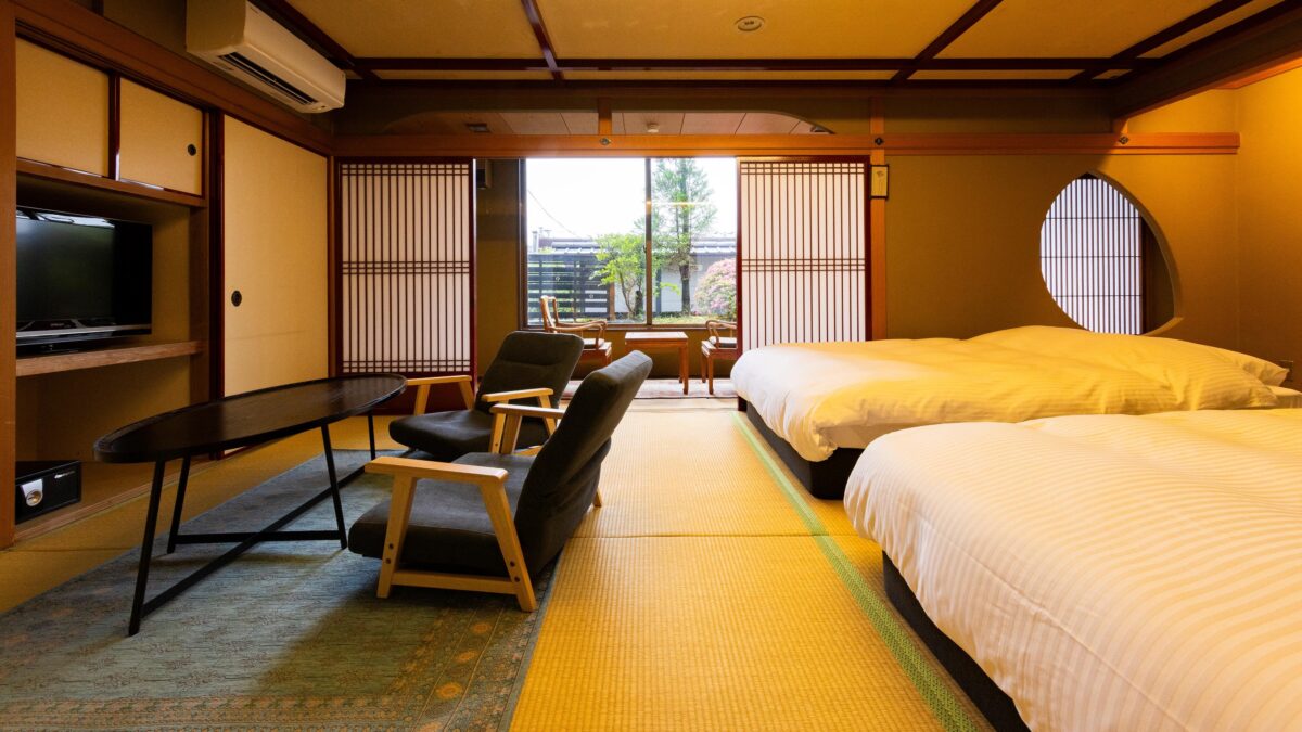 武雄温泉 大正浪漫の宿 京都屋 photo