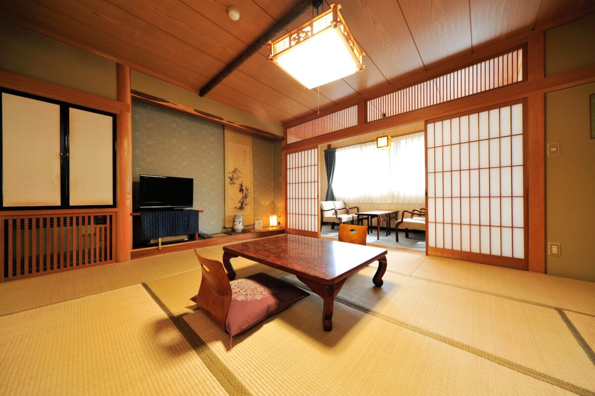 草津温泉 日新館 photo