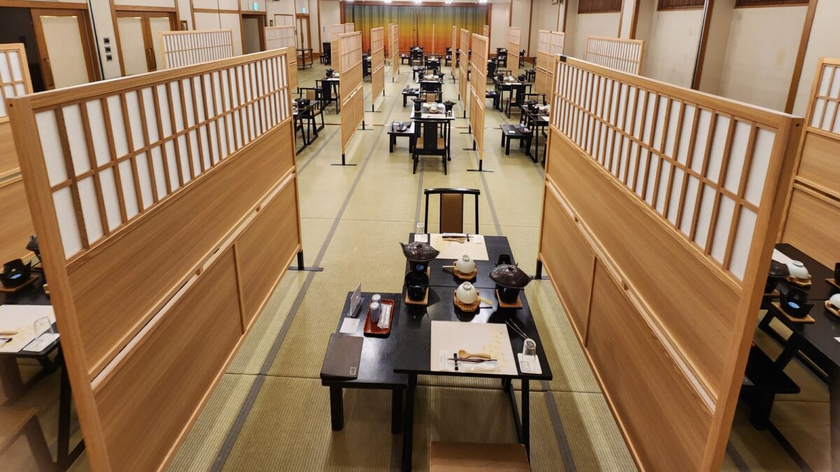 お食事会場 一例