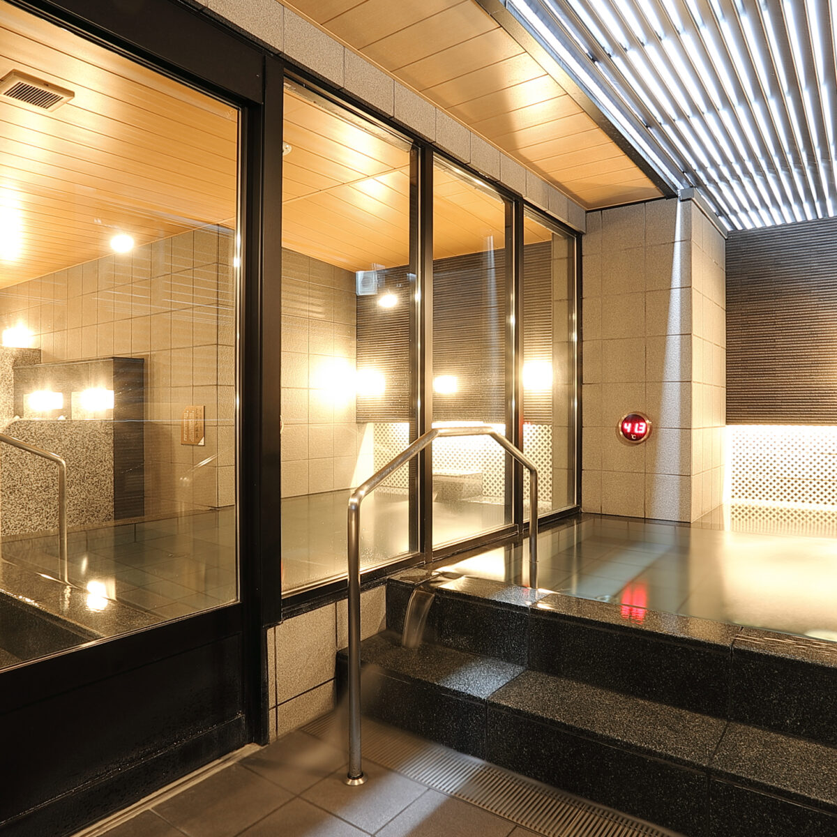 アパホテル〈さいたま新都心駅北〉 photo