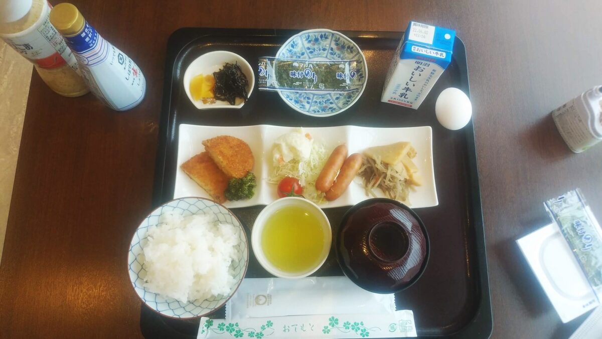 *【軽朝食ご宿泊のみなさまに無料で軽朝食をご用意しております（別角度 2）