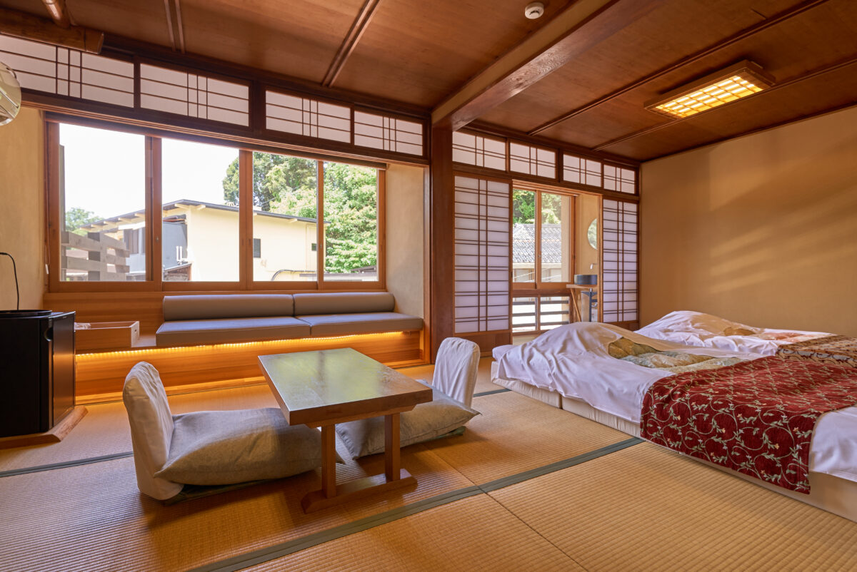 有福温泉 自家源泉の宿・よしだや photo