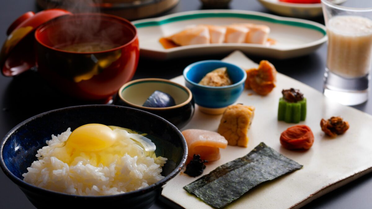 ～「醤油」「季節野菜」を基調とした和朝食～